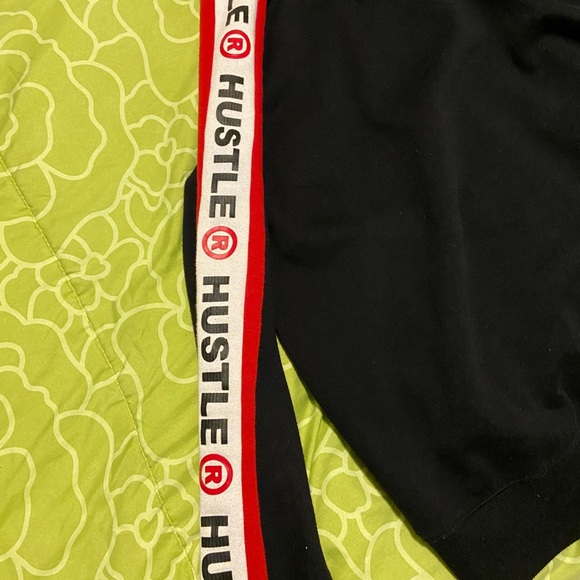 Hustler Sweater - Picture 3 of 3